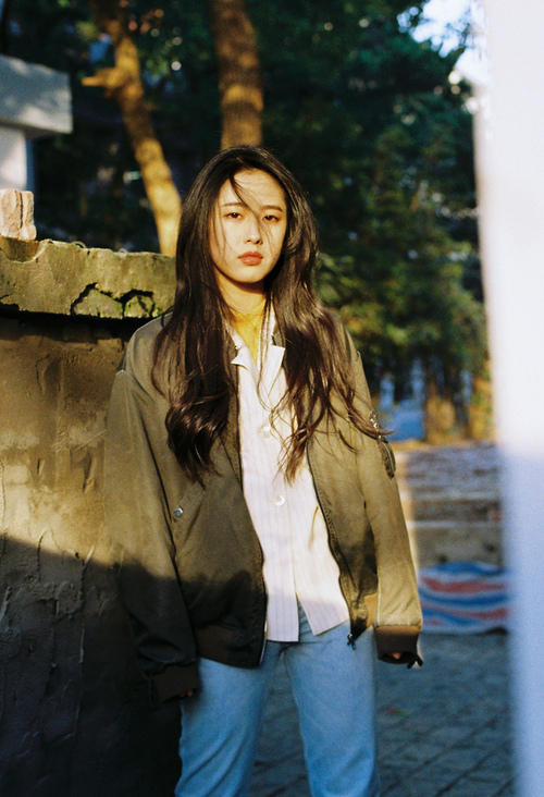 爱游戏电竞官网-女子篮球提高投篮稳定性促进球队得分能力，女生如何提高投篮命中率